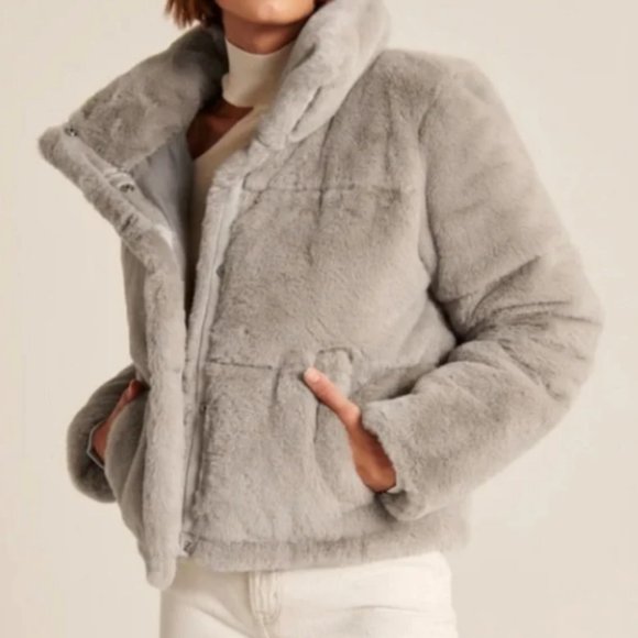 Abercrombie & Fitch Faux Fur Mini Puffer - XS - Picture 3 of 4